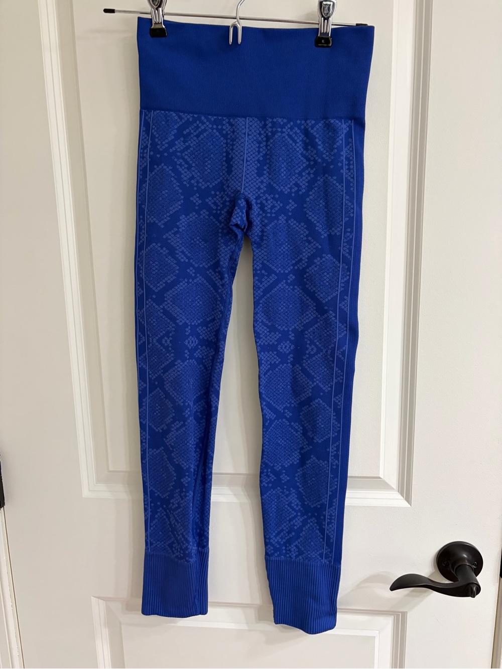 Lululemon Ebb to Street Leggings Size 2